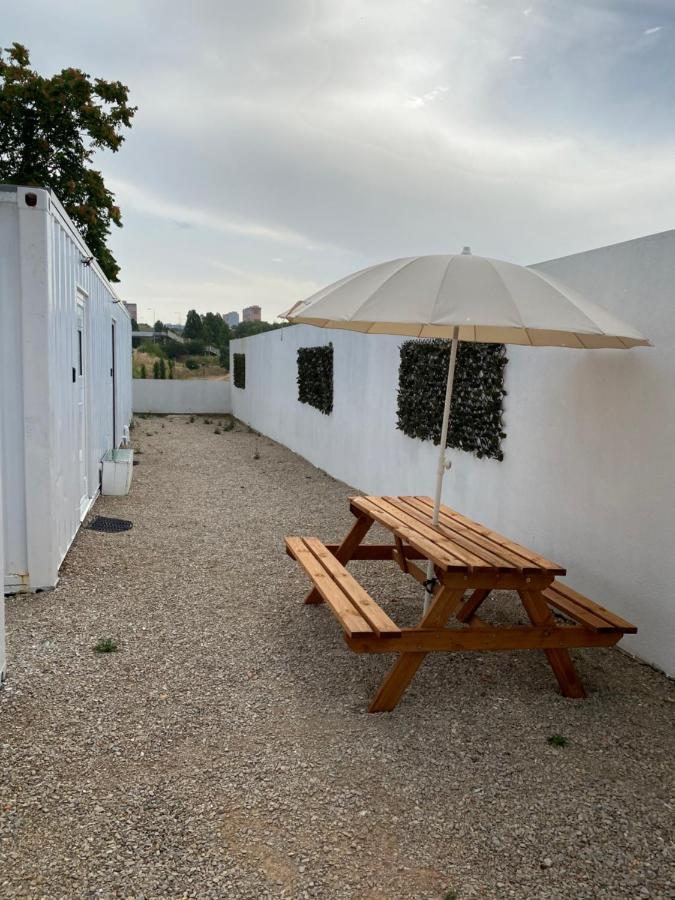 بيت شباب Casa Vale Ecotainer Lisboa المظهر الخارجي الصورة
