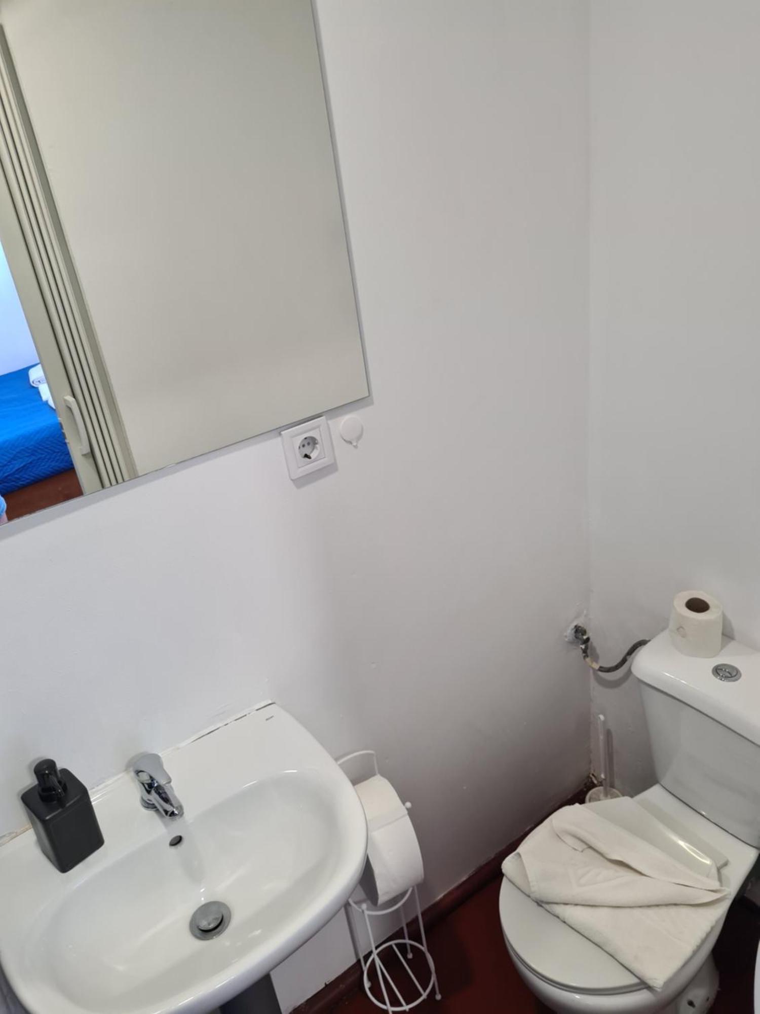 بيت شباب Casa Vale Ecotainer Lisboa المظهر الخارجي الصورة
