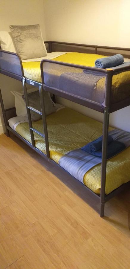 بيت شباب Casa Vale Ecotainer Lisboa المظهر الخارجي الصورة